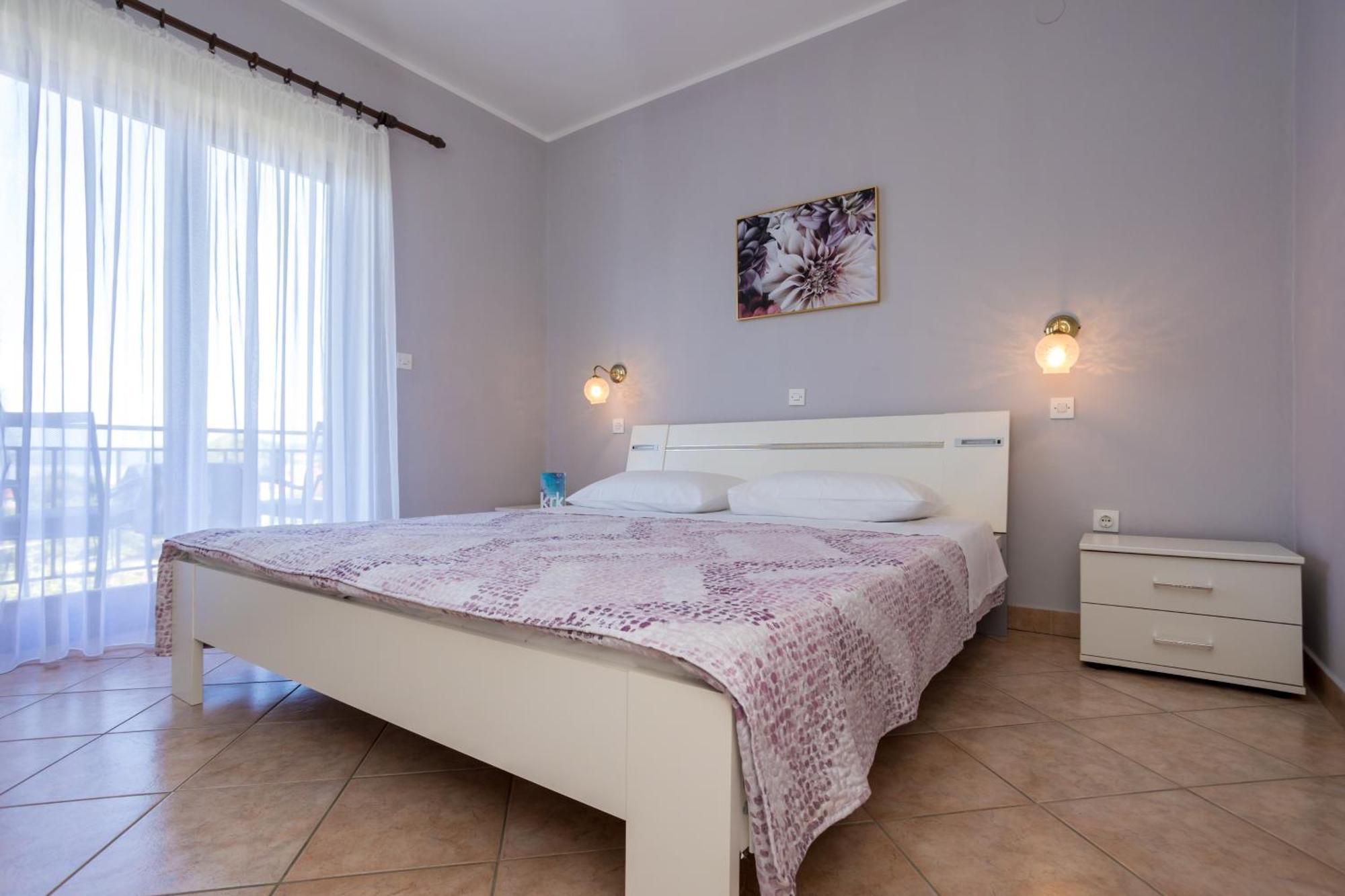 Apartments And Rooms Kod Keti Malinska Esterno foto